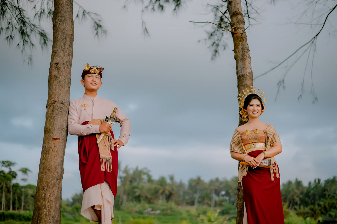 https://adit-antik.webnikah.com/dirmember/00000027/Aditian004/photo-268818-315026-l-202411070553.jpg