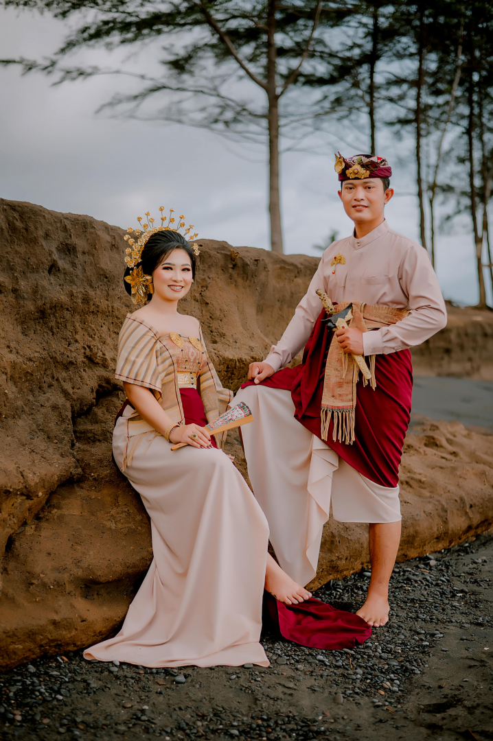 https://adit-antik.webnikah.com/dirmember/00000027/Aditian004/photo-268818-315028-l-202411070554.jpg