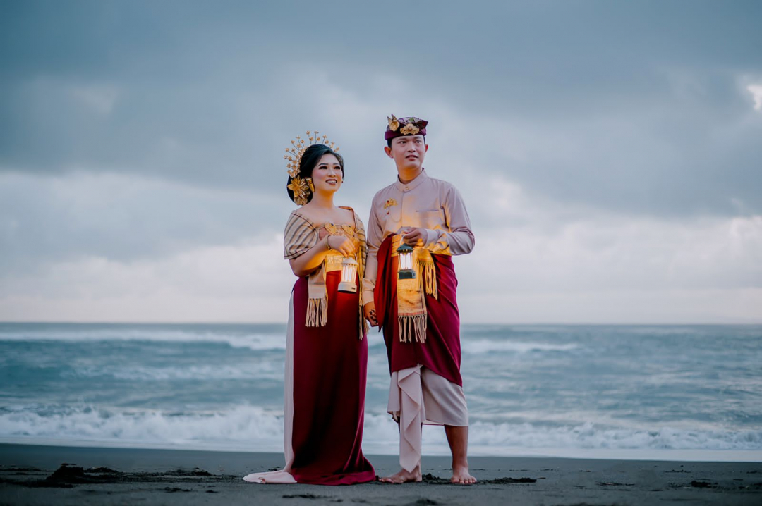 https://adit-antik.webnikah.com/dirmember/00000027/Aditian004/photo-268818-315064-l-202411080446.jpg
